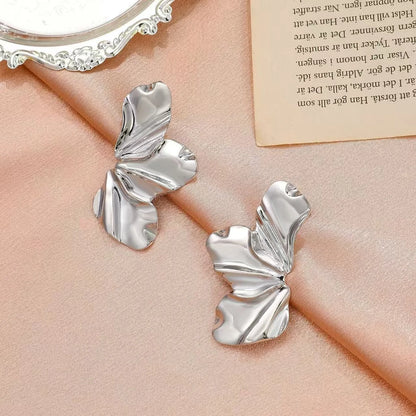 Luxury Vintage Gold Floral Stud Earrings