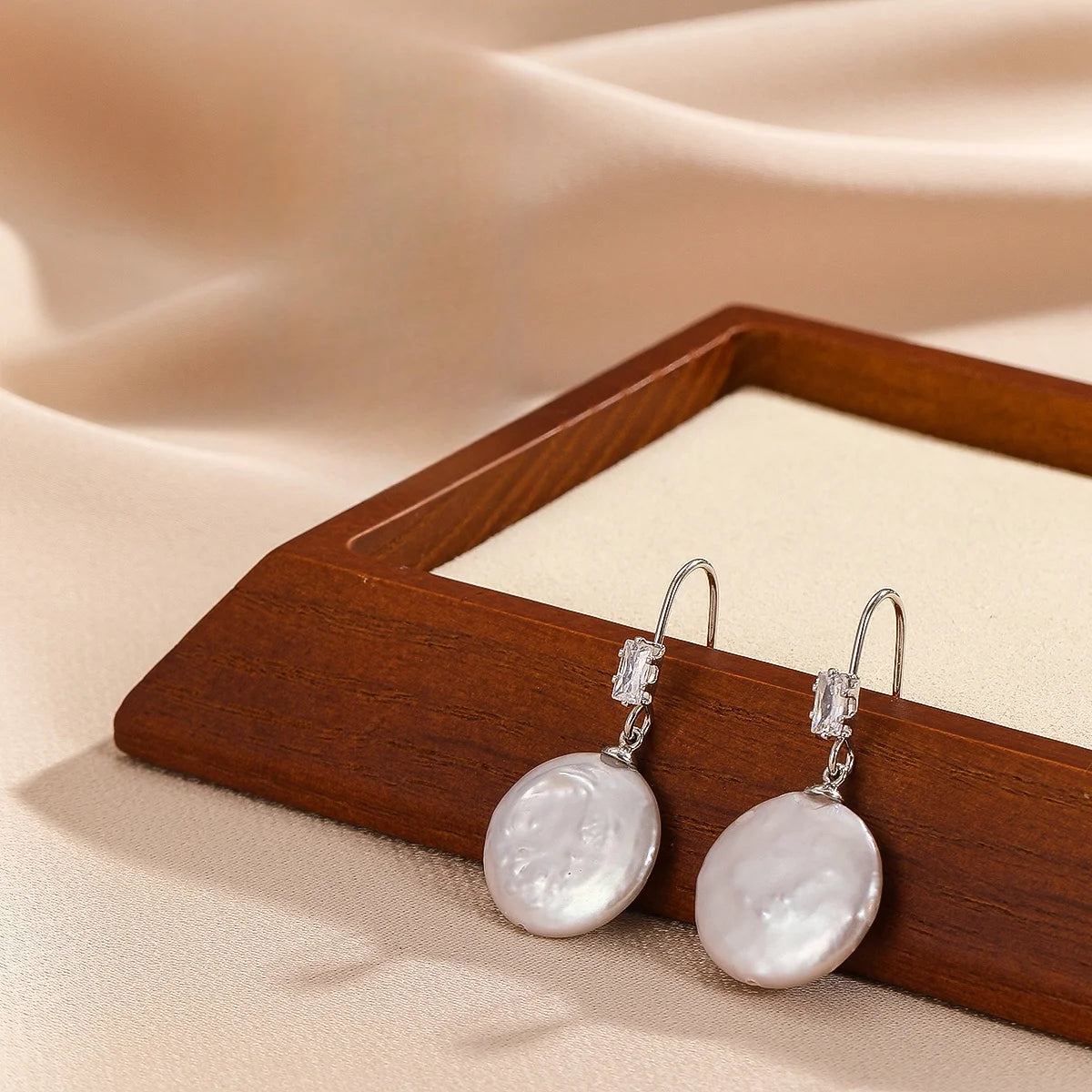 Luxury Silver Pearl Earrings