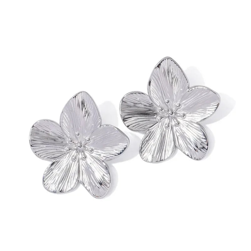 Luxury Gold Petal Flower Stud Earrings