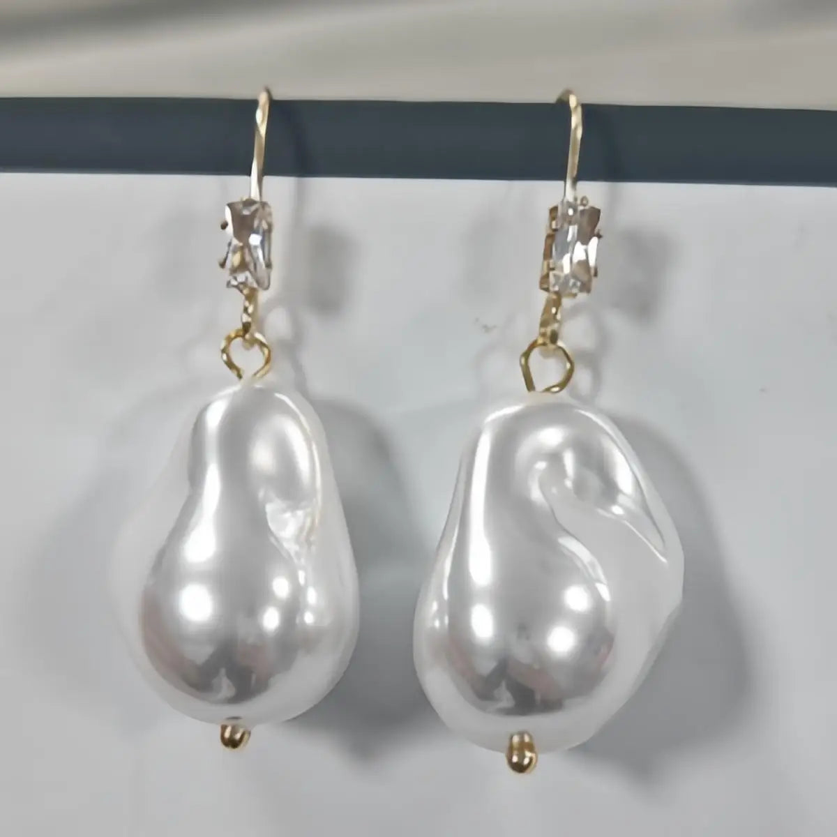 Luxury Silver Pearl Earrings