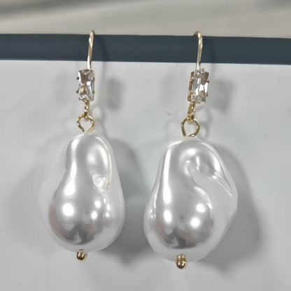 Luxury Silver Pearl Earrings