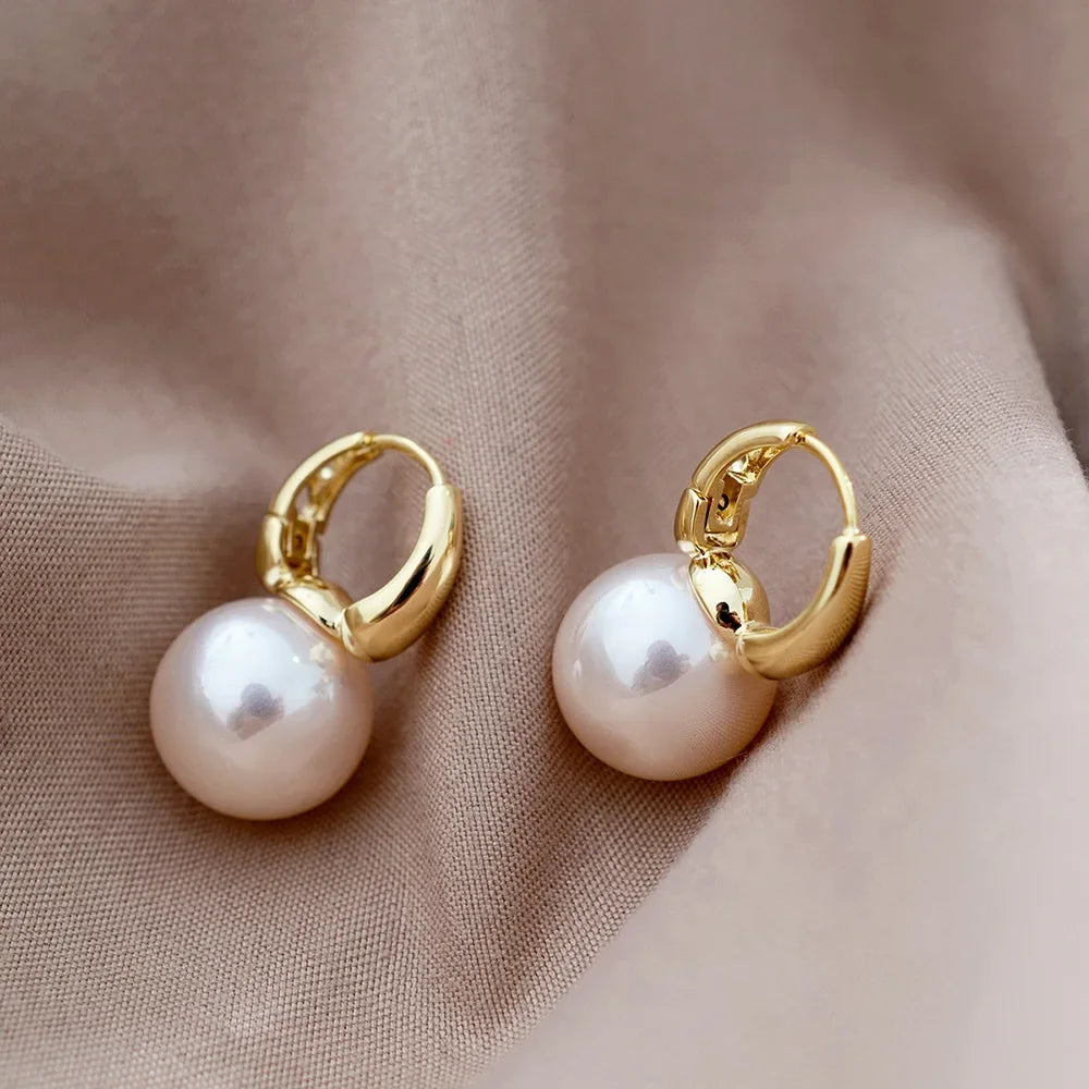 Luxury Silver Pearl Earrings
