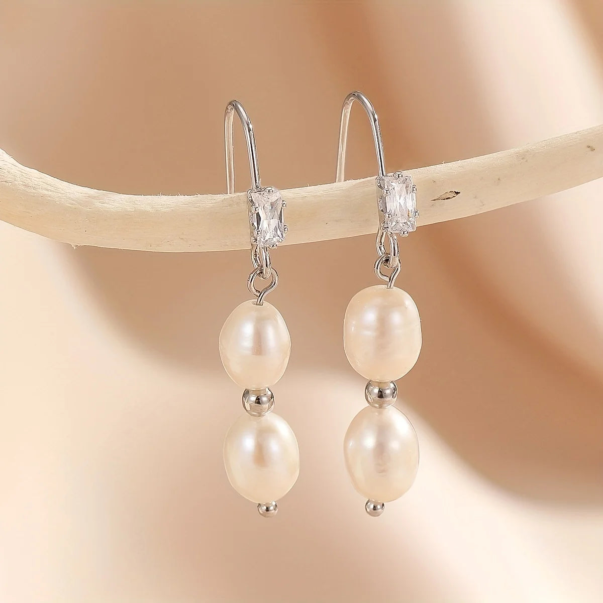 Luxury Silver Pearl Earrings