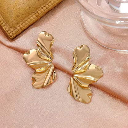 Luxury Vintage Gold Floral Stud Earrings